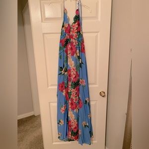 NWT Hawaiian print scalloped neck halter dress